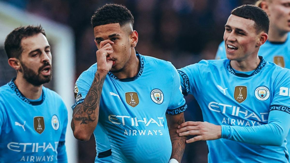 Savinho marcó su primer gol con el Manchester City ante el Leicester City