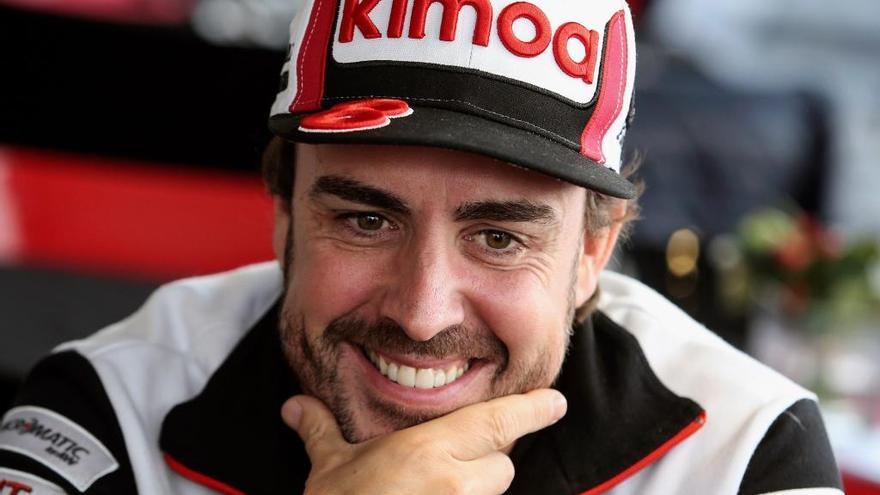 Fernando Alonso tendrá a Marc Coma de compañero.