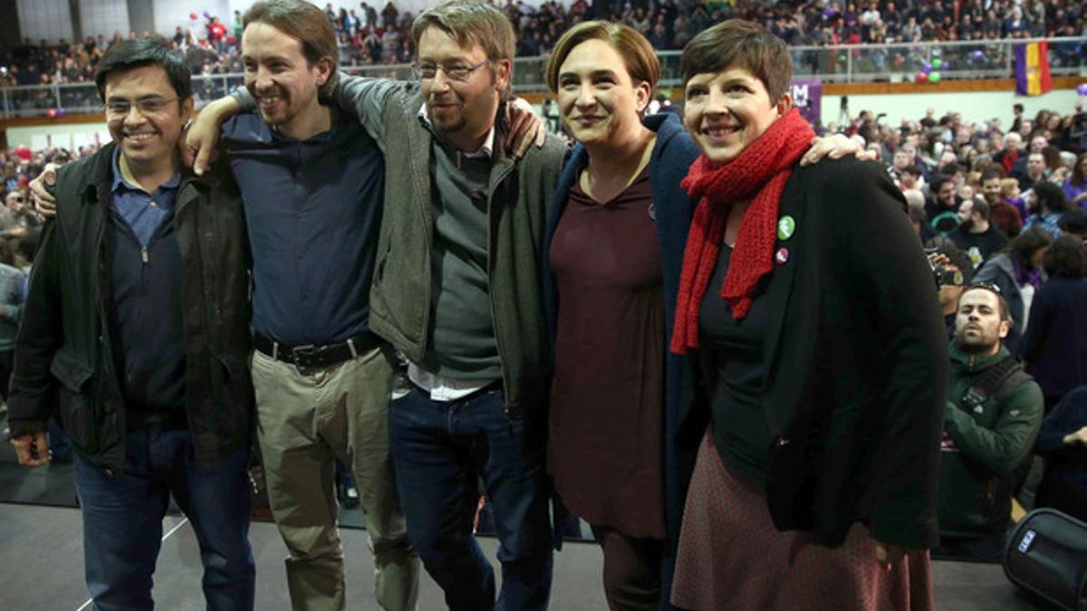 Gerardo Pisarello, Pablo Iglesias, Xavier Domenech  Ada Colau y Laia Ortiz, durante el acto de En Comú Podem, en Badalona, este sábado