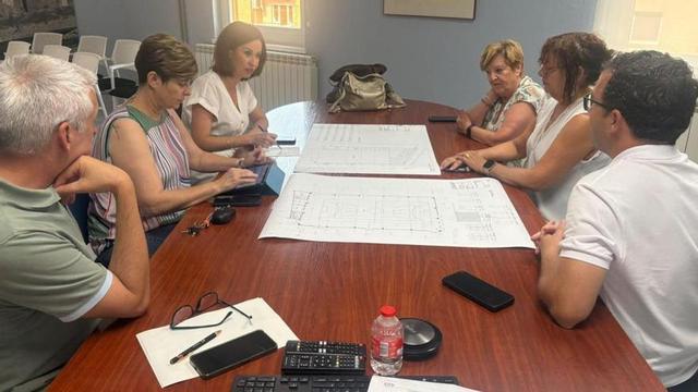 El nuevo pabellón o la ampliación de la escuela infantil son algunas actuaciones contempladas.