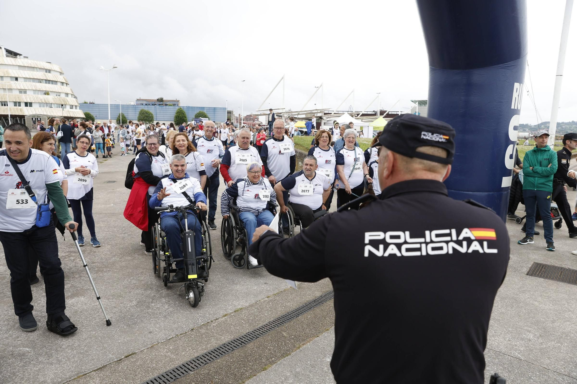 En imágenes: Gijón se vuelca con la "Ruta 091" de la Policía Nacional