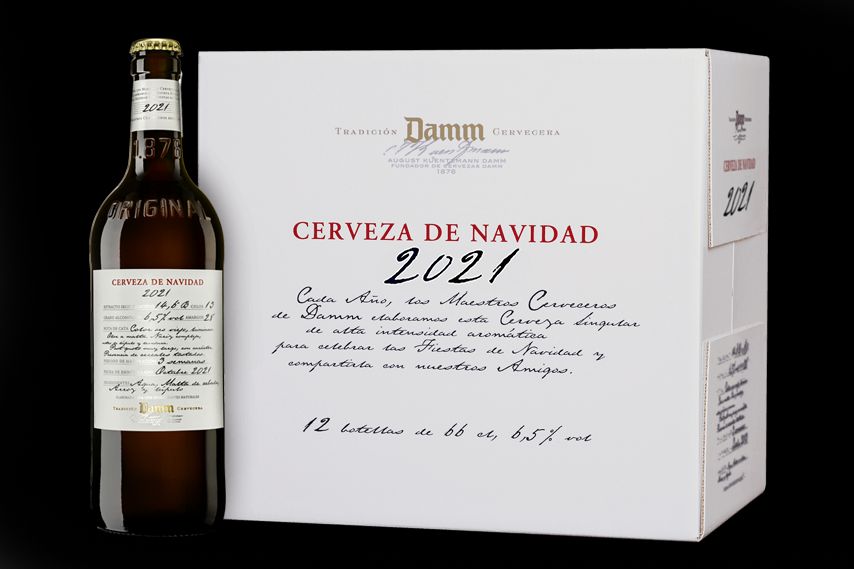 DAMM lanza la edición limitada 2021 de su tradicional cerveza de Navidad