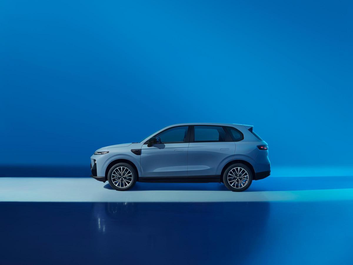 LeapmotorB10 Exteriorshots