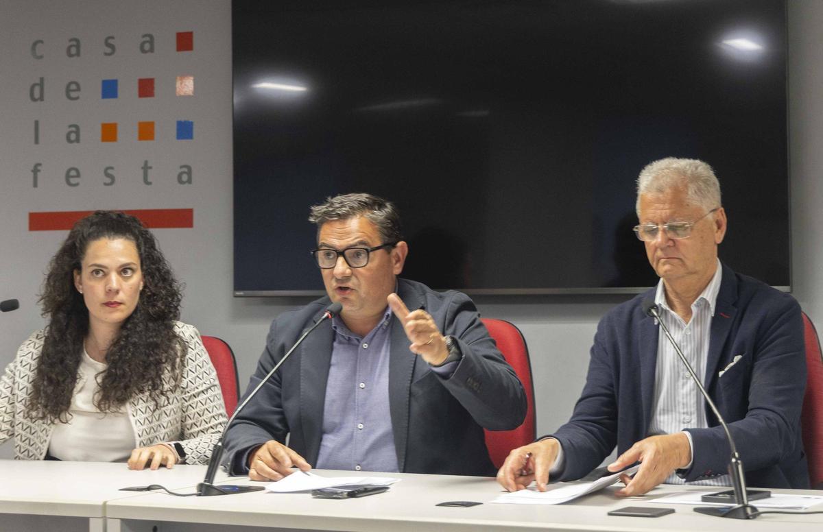 Una tensa asamblea de Hogueras