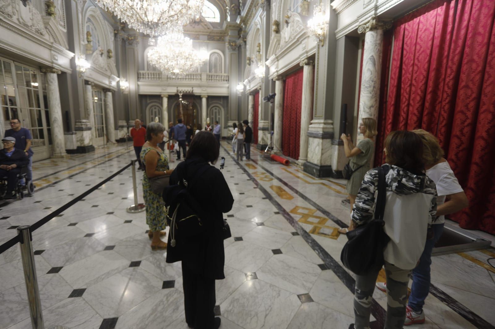 Visita a la Senyera, expuesta en el Ayuntamiento de València.