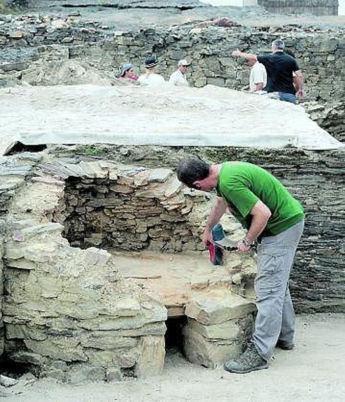 Las excavaciones han desenterrado la cocina de la «domus» con horno y lareira