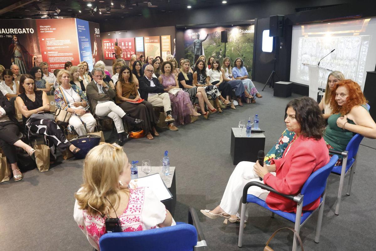 Encuentro Mujeres del Noroeste en el stand del SabadellHerrero en la FIDMA 2026. Encuentro Mujeres del Noroeste en el stand del SabadellHerrero en la FIDMA 2026.