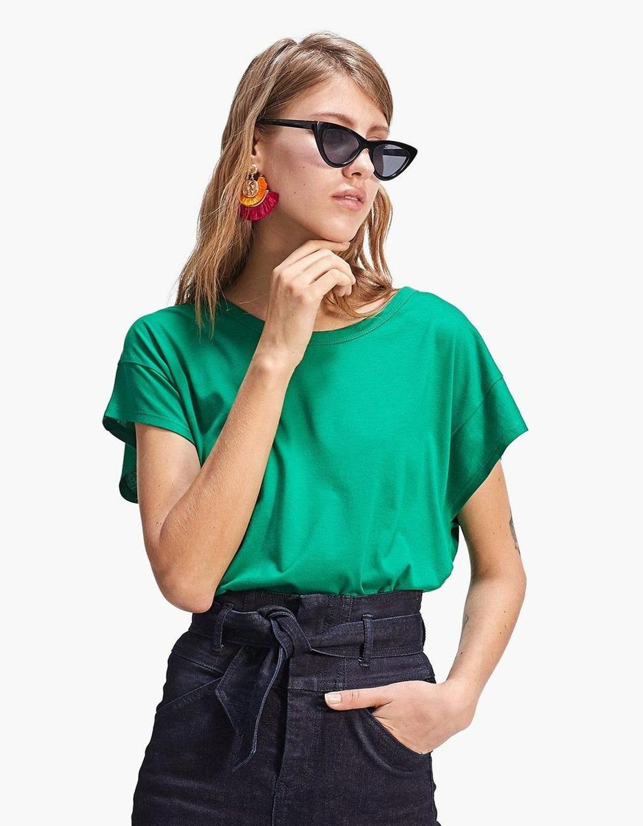 Camiseta básica verde de Stradivarius