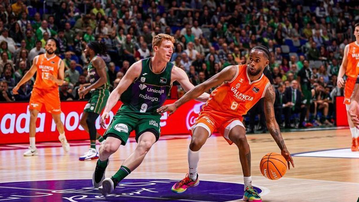 UNICAJA VALENCIA | Jean Montero gana el gran duelo dominicano en Málaga