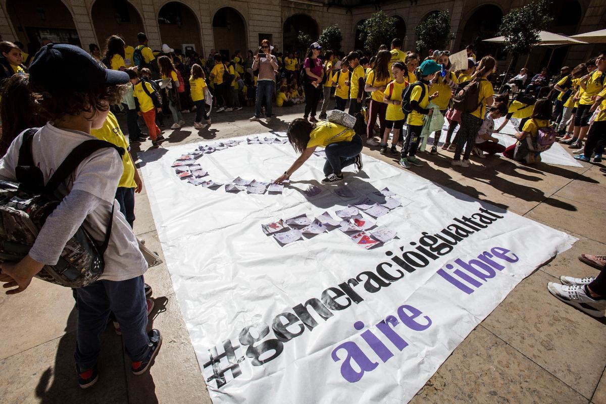 Una marcha de 7 kilómetros por la igualdad