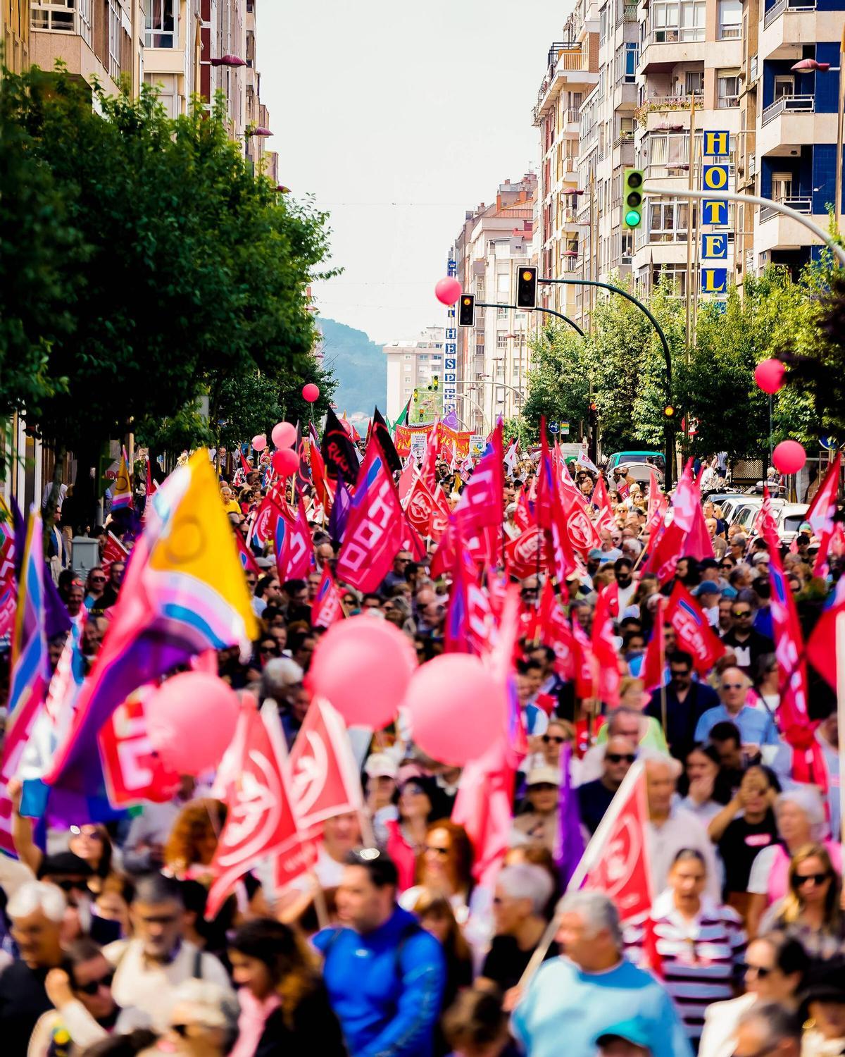 Primero de Mayo en Vigo: por la paz, mejores salarios y vivienda digna
