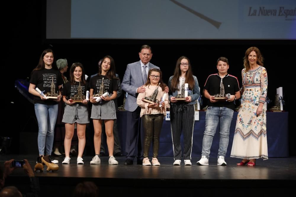 Gala de entrega de los premios Folclore Ciudad de Oviedo