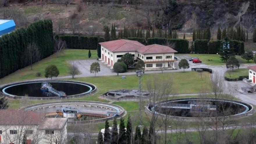 La estación depuradora de Baiña donde se tratan las aguas residuales de toda la comarca.