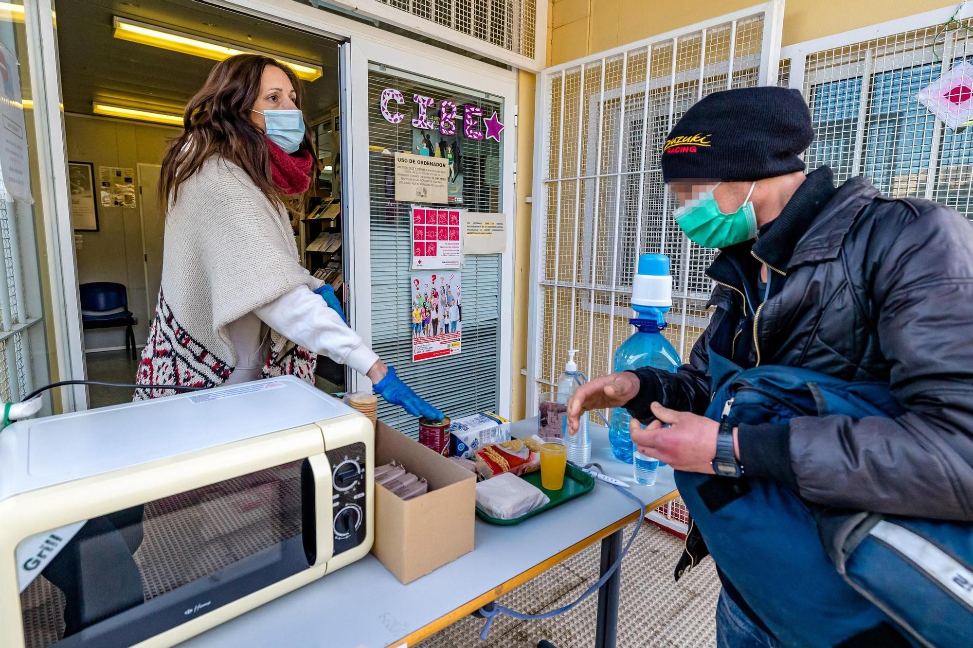 Climatología advierte de que las noches de este fin de semana van a ser gélidas para las 400 personas que viven en la calle en la provincia