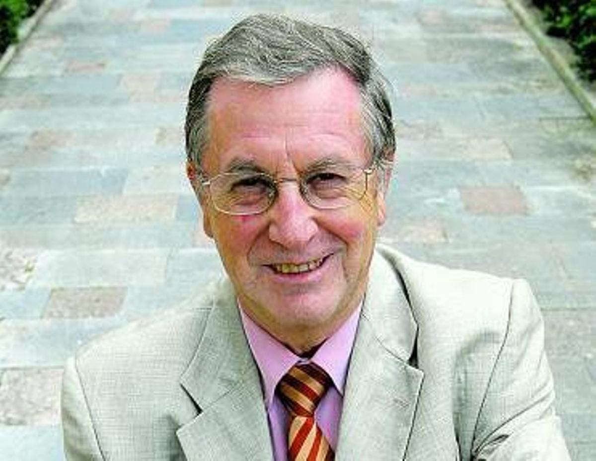 «La Ingeniería Química le debe el ser titulación a Javier Solana y a  Rubalcaba»