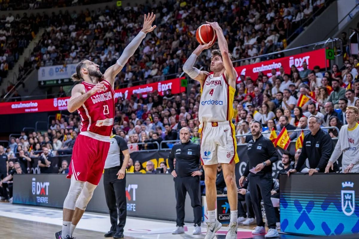 Busquets was able to enter the game due to the injuries of Jaime Fernández and Dani Díez