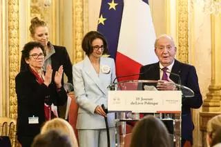 Juan Carlos I, ante la Asamblea de Francia: "Solo yo mismo podía escribir mi historia"