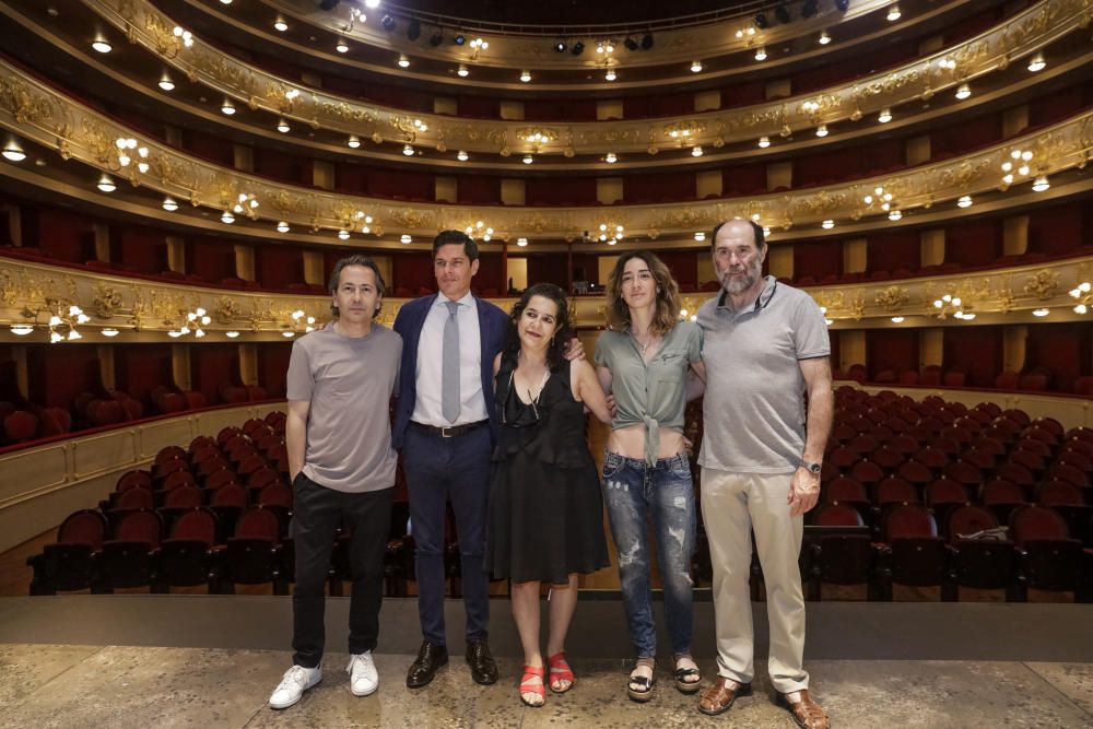 Presentación de El Perro del Hortelano