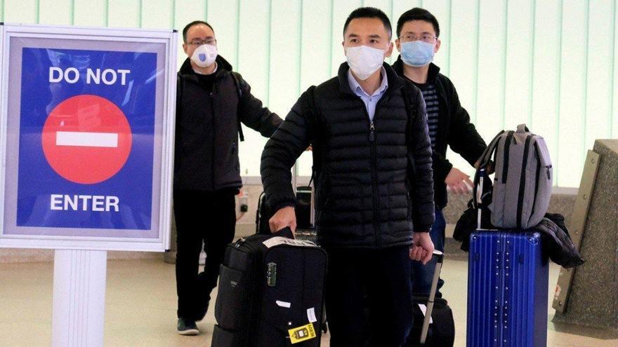 China prohíbe la entrada a extranjeros procedentes del Reino Unido por la pandemia