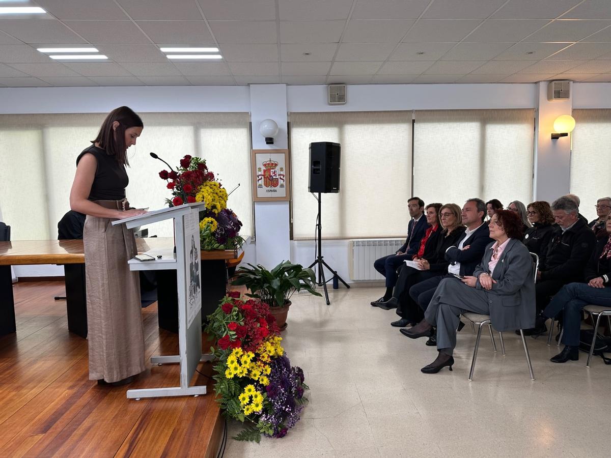 En imágenes: entrega solemne de los restos de las personas enterradas en una fosa común en La Caridad