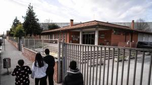 MANLLEU 17/02/2026 Sociedad. El Colegio Antonio Pous donde estudiaban los 5 jovenes fallecidos.. Foto de Zowy Voeten
