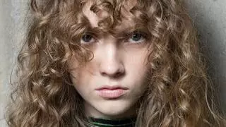 Los peluqueros coinciden: “El truco estrella para conseguir unos rizos perfectos es utilizar un champú sin sulfatos”