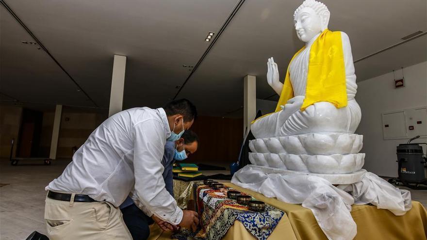 Buda ya brilla en Cáceres