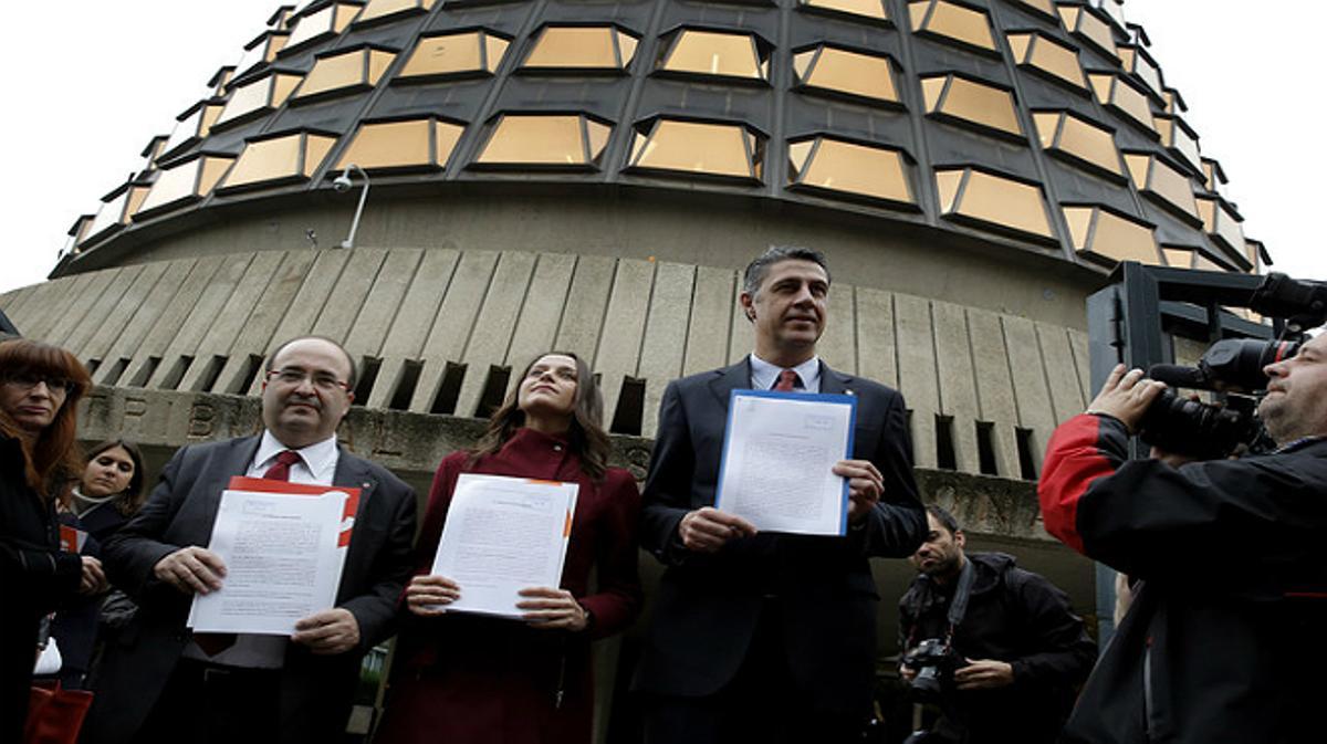 Ciutadans, PSC i PP demanen empara al Constitucional davant la resolució independentista