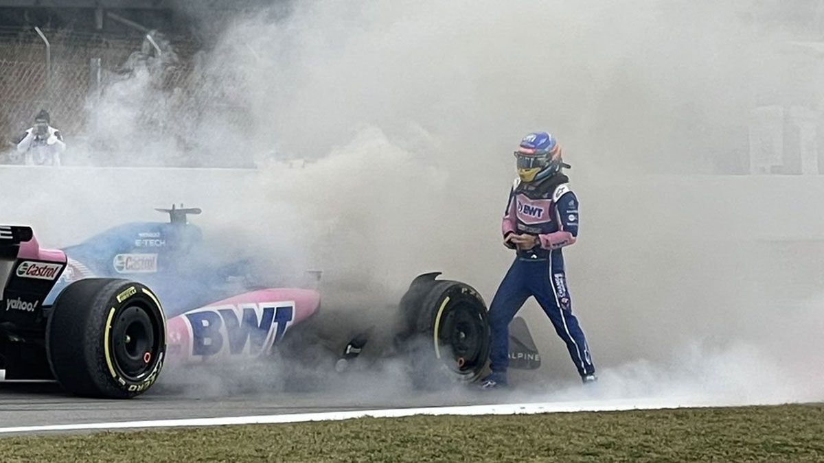 Alonso, parado por un fallo técnico en su monoplaza