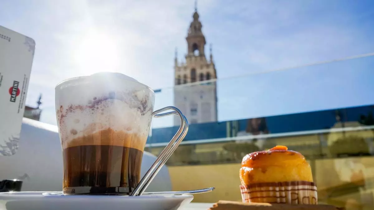 La del Doña María, una terraza a los pies de la Giralda