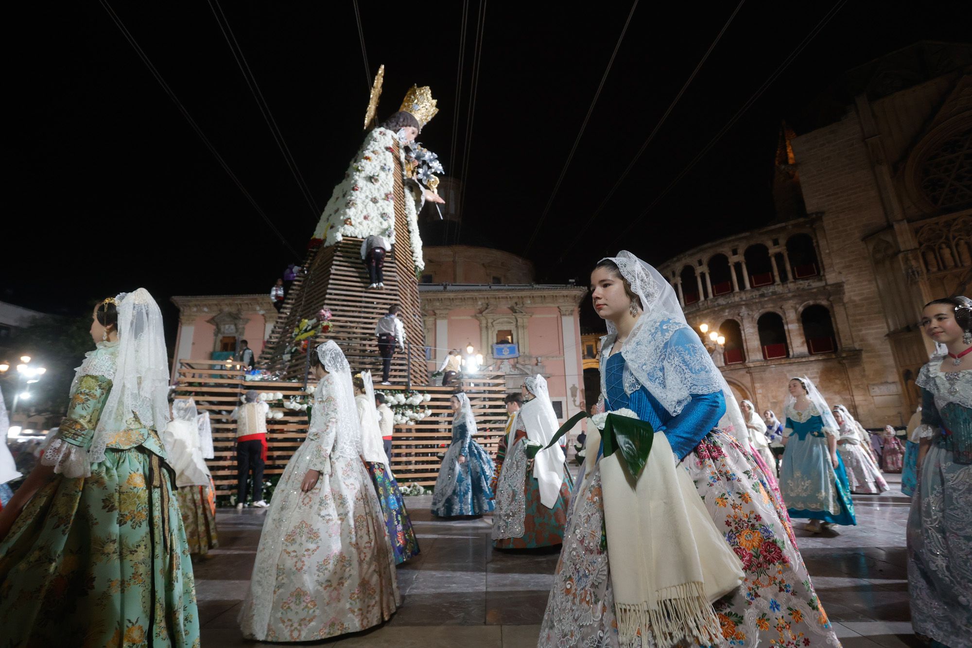 Todas las fotos de la Ofrenda del 17 de marzo por la calle San Vicente de 19:00 a 20:00 horas