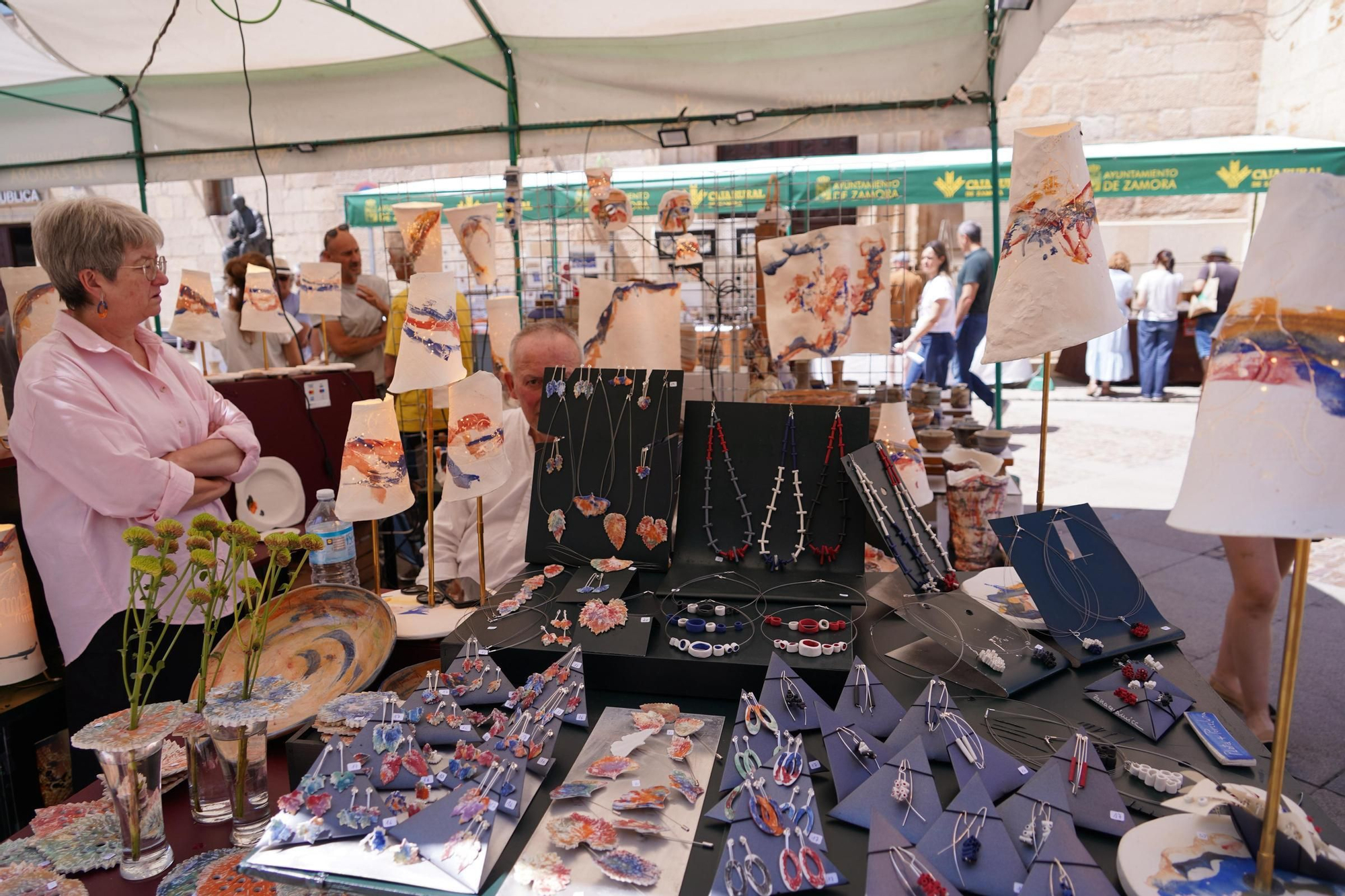 GALERÍA | La Feria de la Cerámica y la Alfarería ya está en la calle