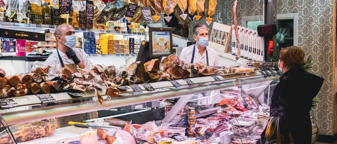 Un puesto del Mercado Central de Elche