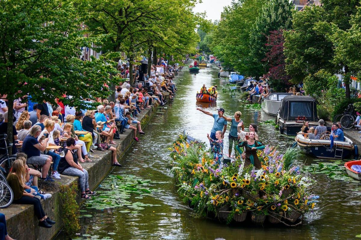 El cortejo de flores y frutas de los Países Bajos