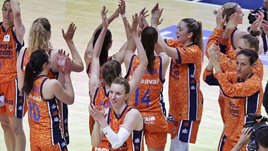 Las jugadoras celebran el pase a la final