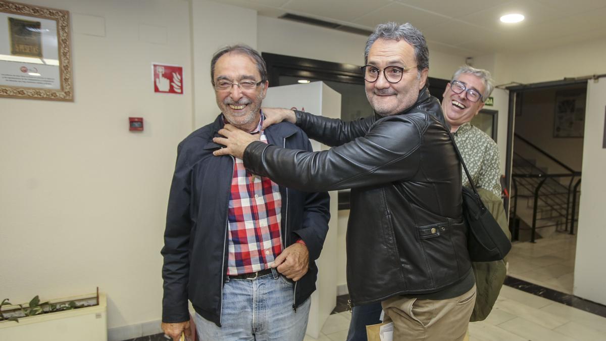 Ángel Franco y Francesc Sanguino bromean, en una imagen de 2019