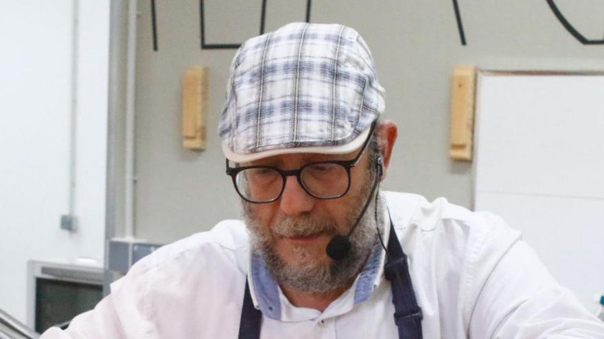 Ameixeiras, cociñando. | Iñaki Abella