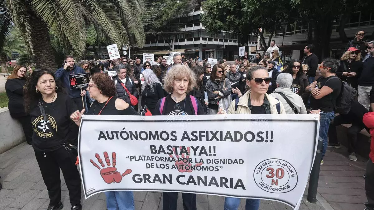 Un tercio de los autónomos afrontará subidas de hasta 135 euros mensuales en sus cuotas en 2026, según ATA