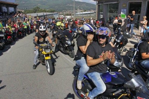 Moaña y el mundo del motor acompañan a Dani Rivas en su funeral