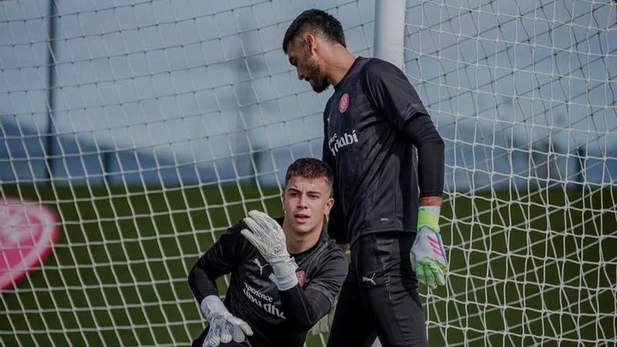 Andreev aprèn de Gazzaniga als entrenaments amb primer equip.
