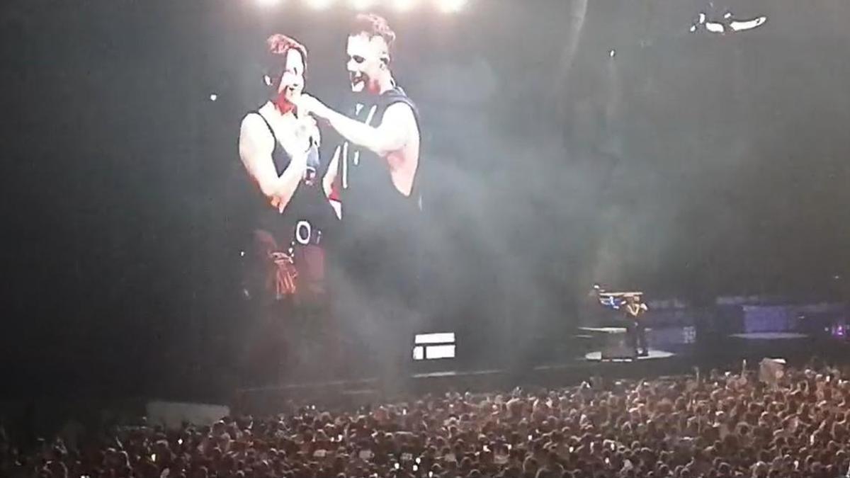 El recuerdo de Alejandro Sanz en València a los afectados de la dana