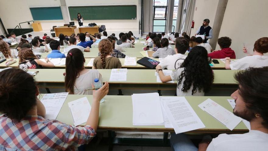 Los alumnos con asignaturas suspensas podrán hacer el Bachillerato en 3 años