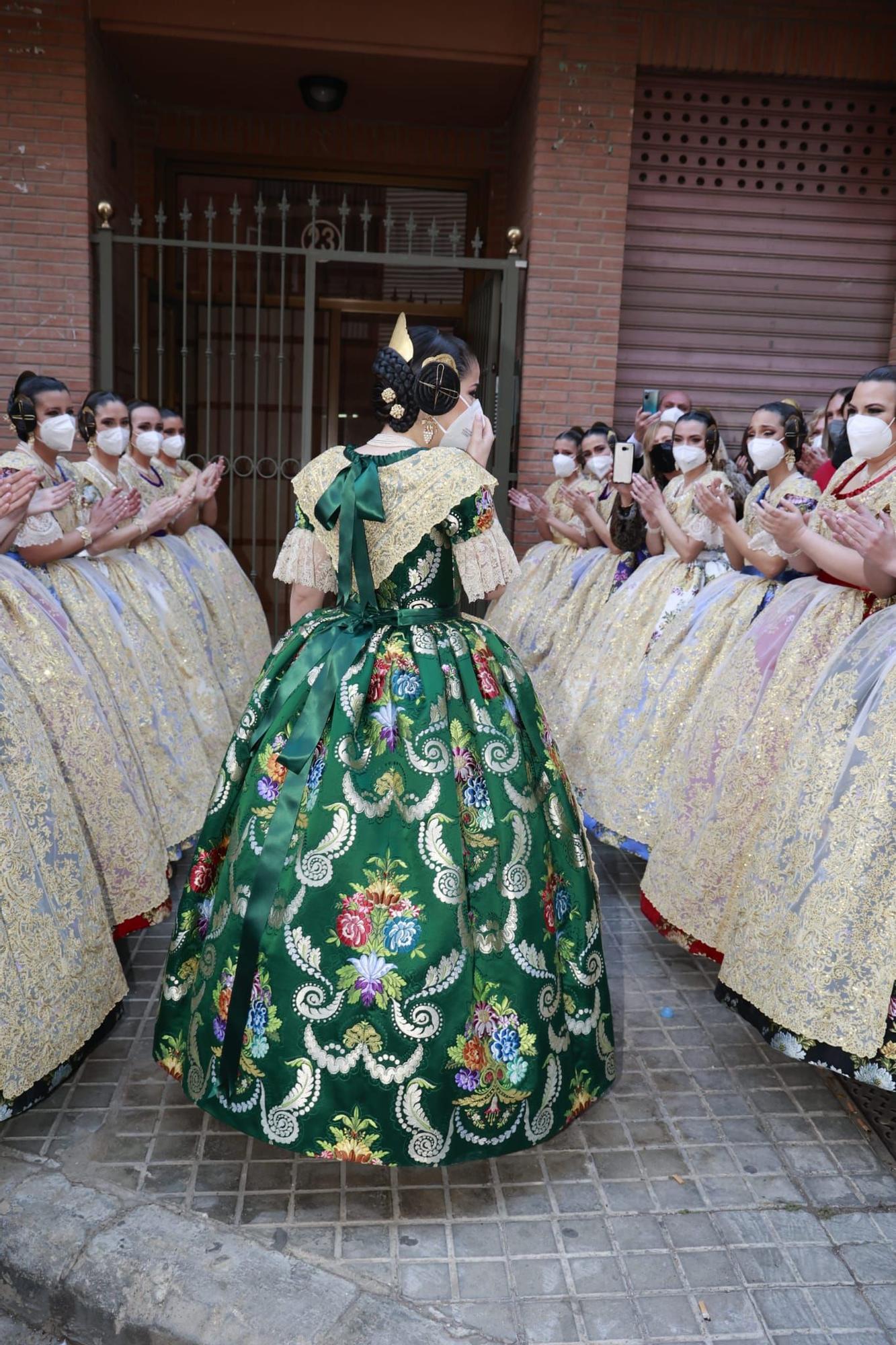 Espolín de la Fallera Mayor de València | Carmen Martín escoge el color verde primavera