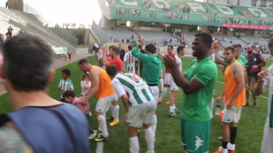 Vídeo / El Córdoba celebra su triunfo