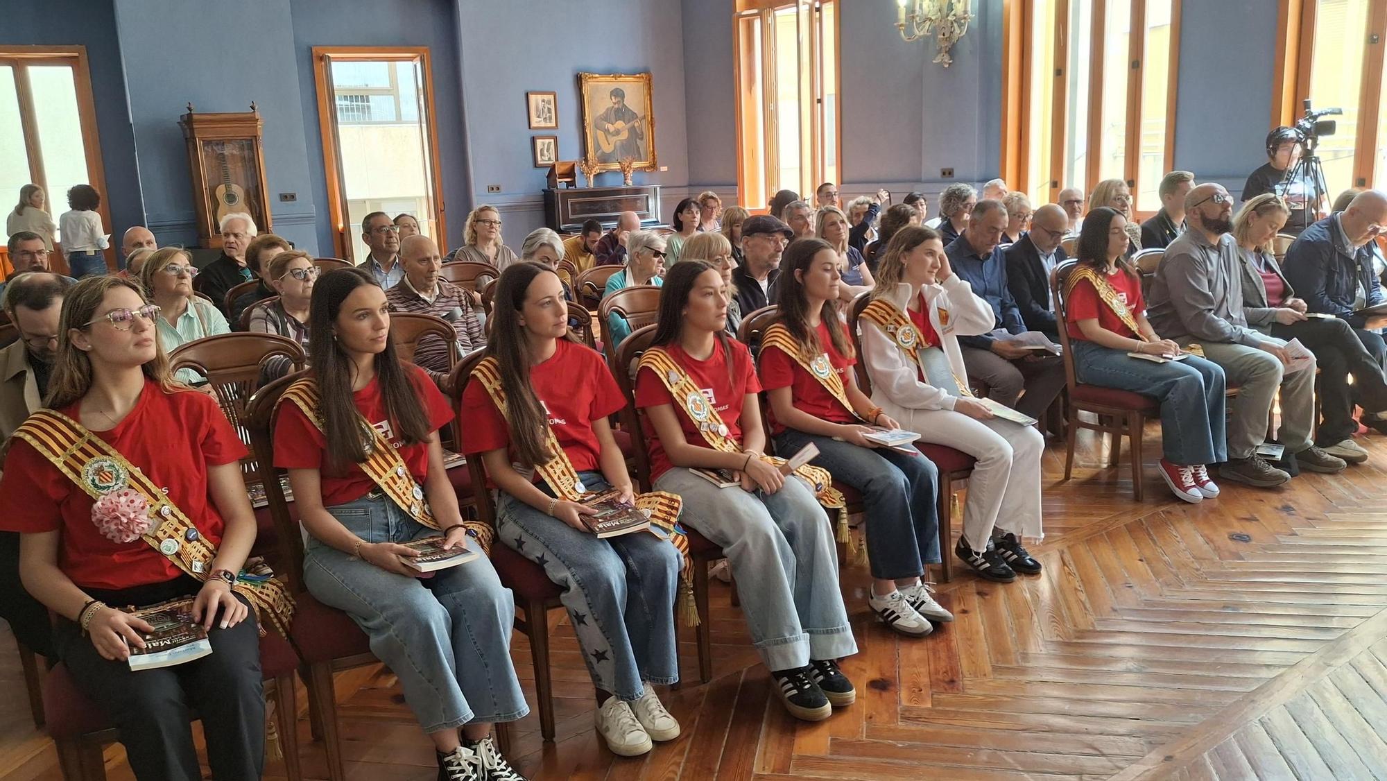 FOTOGALERÍA I Las imágenes del primer domingo de las fiestas patronales de Sant Pasqual en Vila-real