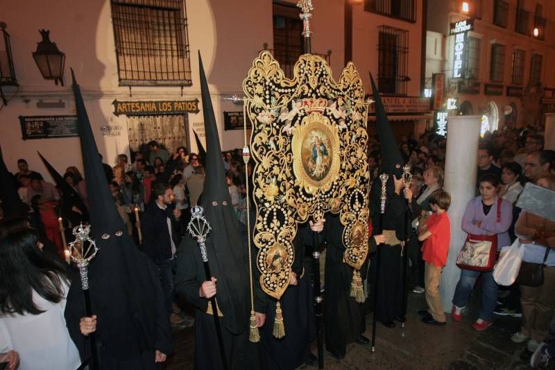 Imágenes del Viernes Santo en Córdoba