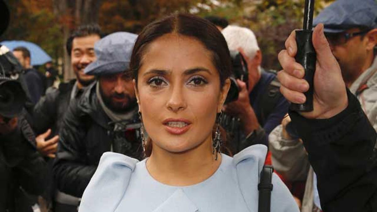 Salma Hayek, la más fiel a los desfiles en la PFW