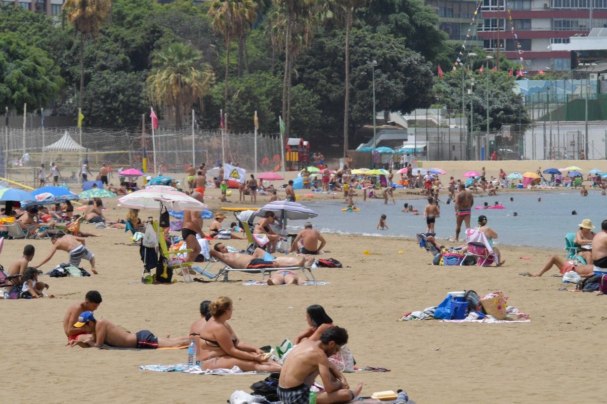 Domingo en playas de la capital grancanaria