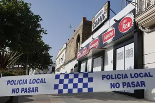 Detenida como cómplice la pareja del autor del tiroteo en una hamburguesería en Las Cabezas de San Juan