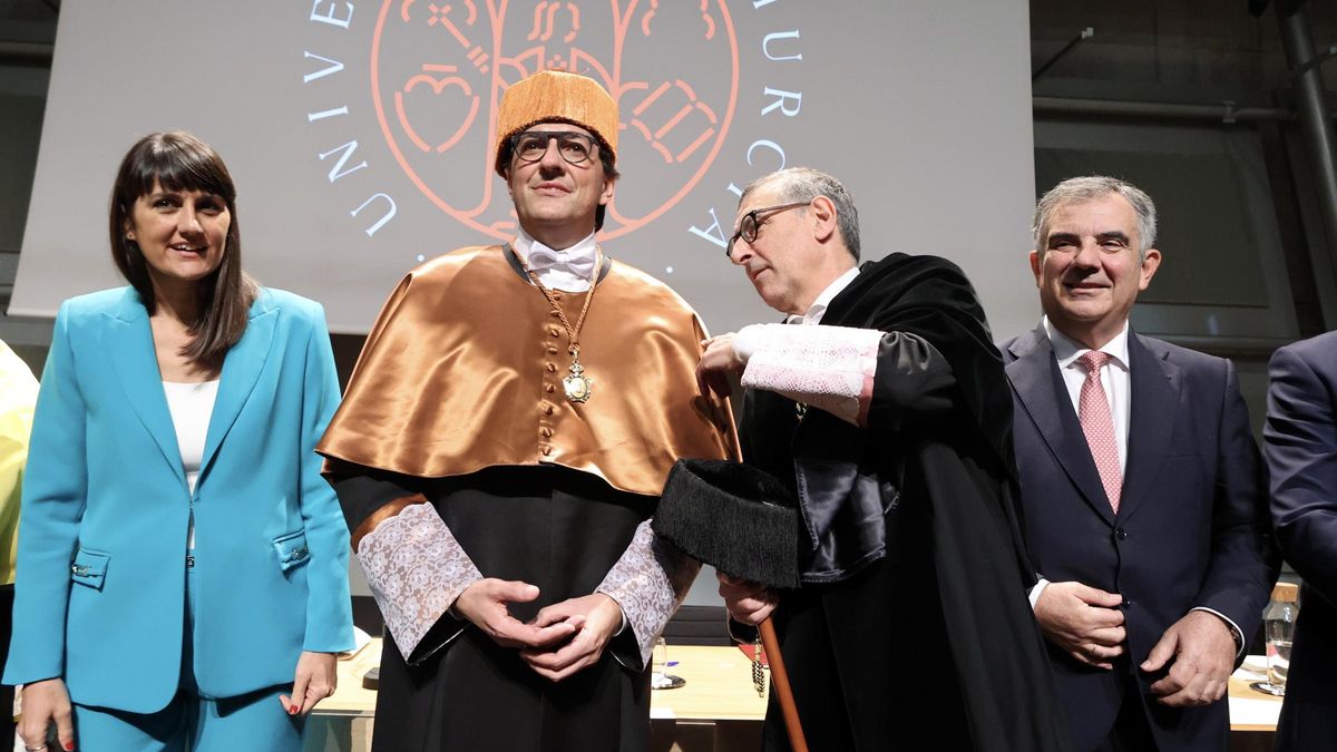 María González, Darío Gil, José Luján y Juan María Vázquez ayer en la UMU.
